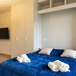 Duomo Space Free Parking - Private Gym- Metro * Mediolan
