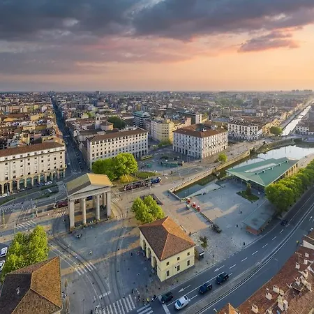 Daire Duomo Space Free Parking - Private Gym- Metro